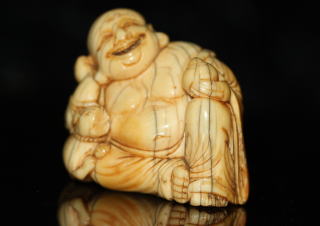 AKAEBISU-DOU TANAGOKORO "HOTEI the 7 fortune GOD and dog"netsuke EDO period,FOR SALE