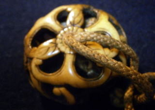 ryusa manjyu netsuke egg plant EDO ERA 3