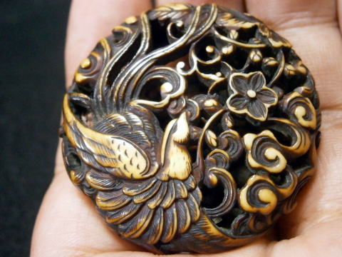 AKAEBISU-DOU PAGE OF RYUSA MANJYU NETSUKE FIGURE OF PHOENIX FRONT SIDE 2